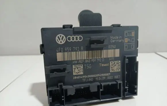 Audi A6 S6 C6 4F Door control unit/module 8K0959792D