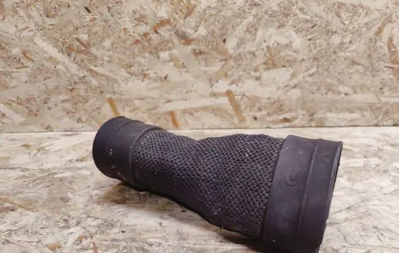 Maserati Quattroporte Air intake duct part