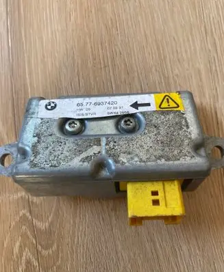 BMW 7 E65 E66 Airbag deployment crash/impact sensor 6937420