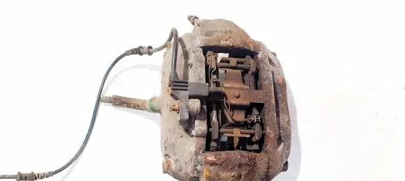 Mercedes-Benz CLS C219 Front brake caliper