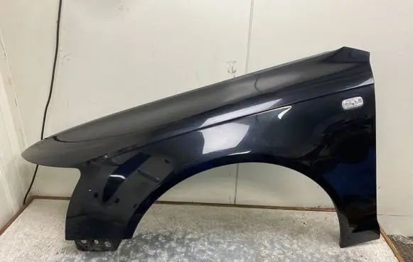 Audi A6 S6 C6 4F Fender