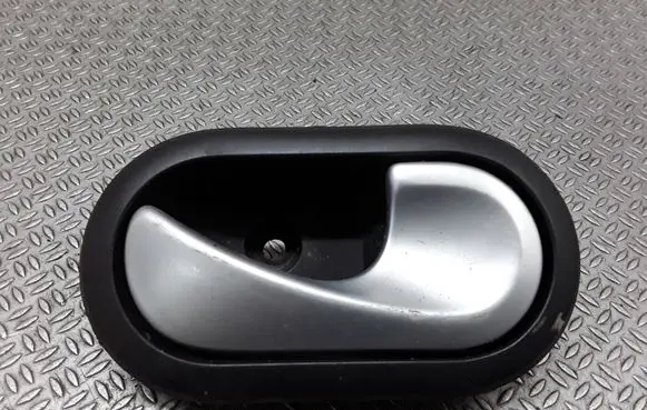 Renault Sandero I Front door interior handle 8200733847