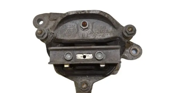 Audi Q5 SQ5 Engine mount bracket 8K0399151