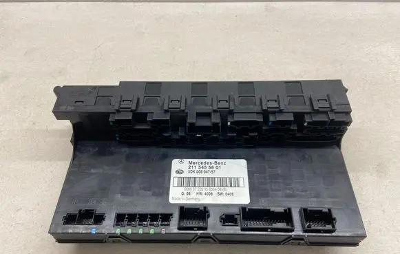 Mercedes-Benz E W211 Comfort/convenience module 2115455601 5DK00804757