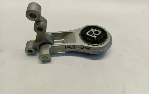 BMW X1 U11 Engine mount vacuum valve 9894728