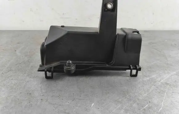 Jaguar F-Pace Fuse box cover gx7314a067aa