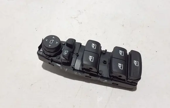 BMW 4 G22 G23 G24 G26 Electric window control switch 7948785