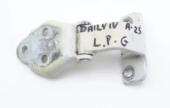 Iveco Daily 4th gen Front door upper hinge
