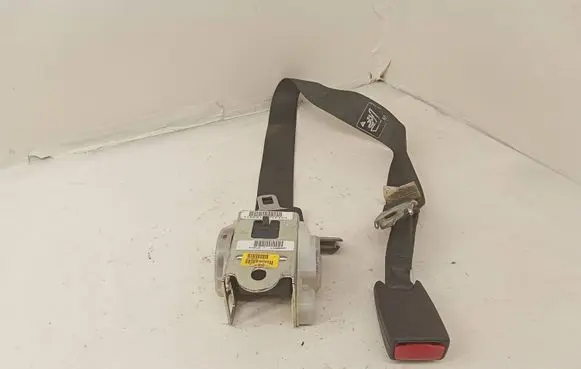 Chrysler 300 - 300C Middle seatbelt (rear) 0UW811DBAF 2021685