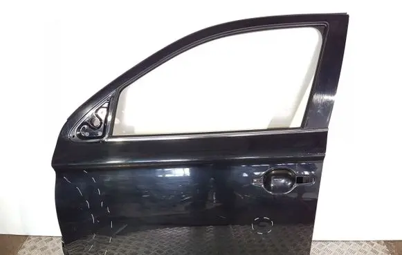 Mitsubishi Outlander Front door 5700B859
