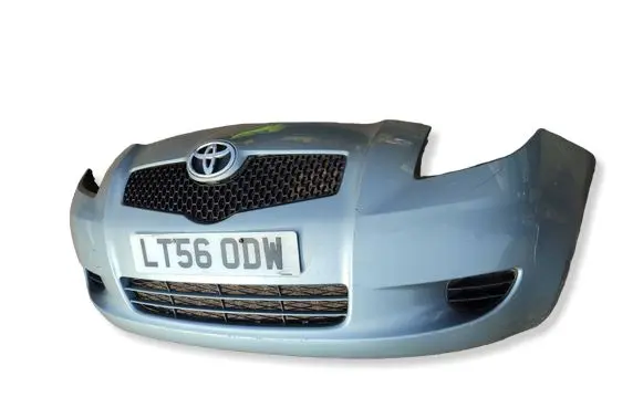 Toyota Yaris Front bumper 