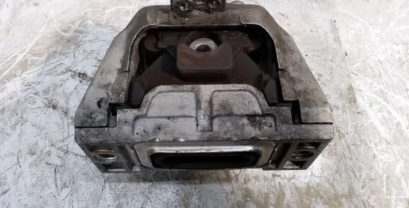 Audi A3 S3 8L Engine mount bracket HL320M0