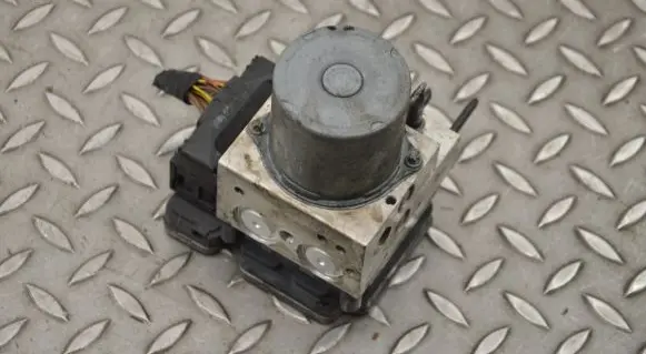 BMW X6 F16 ABS Pump 6870759 6870761