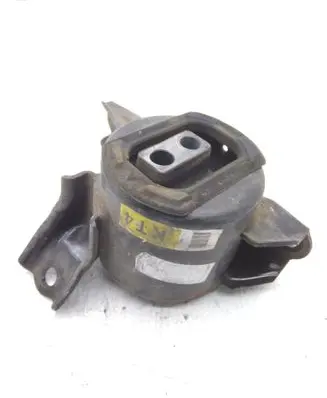 Engine mount bracket