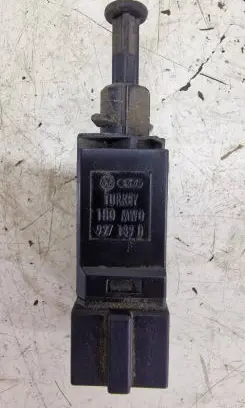 Volkswagen Golf IV Clutch pedal sensor 1H0927189D