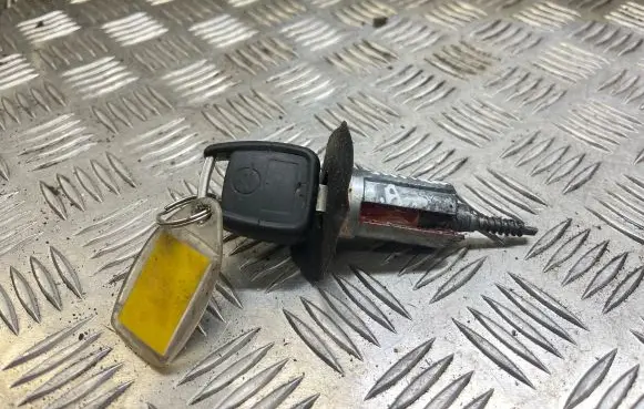 Opel Zafira A Ignition lock