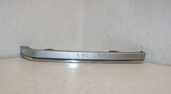 Volvo S80 Under headlight/headlamp trim 8662644