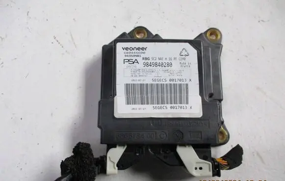 Peugeot Partner III Other interior part 9851938880