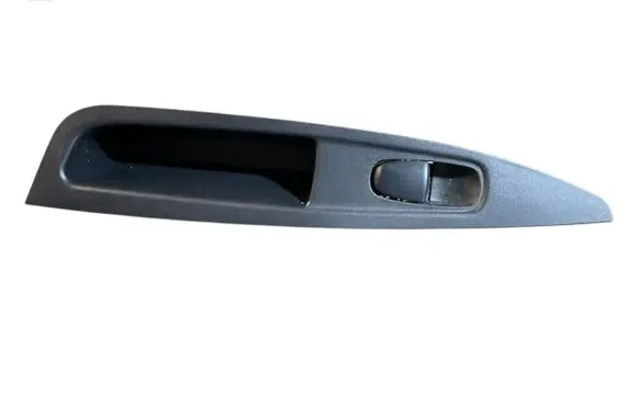 Nissan Qashqai Electric window control switch 82960 829604EA0AX