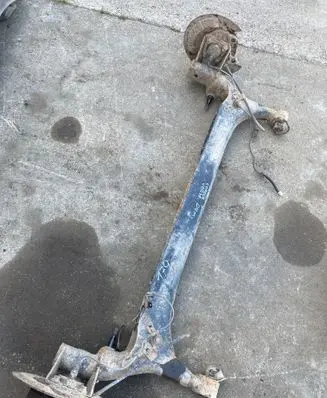 Toyota Corolla Verso E121 Rear axle beam 