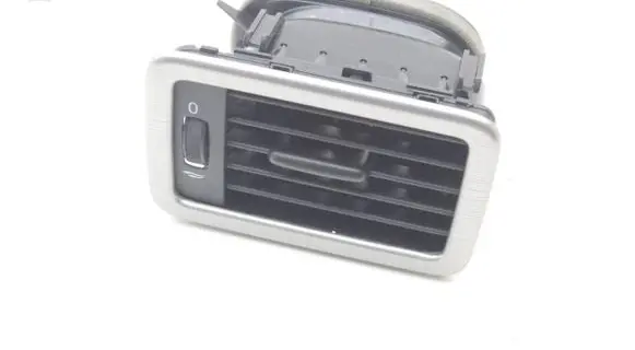 Volvo V70 Dashboard air vent grill cover trim 30755192