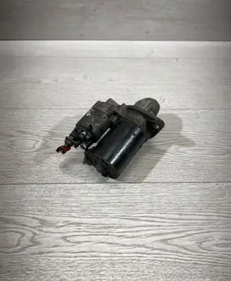 BMW 3 E90 E91 Starter motor 7524843