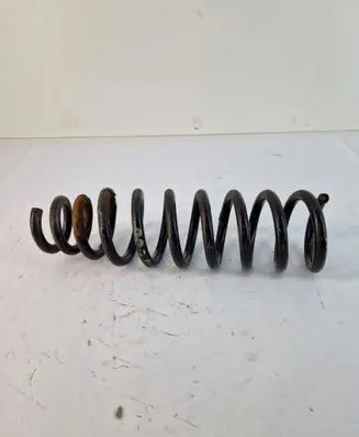 Volkswagen Touareg I Front coil spring 