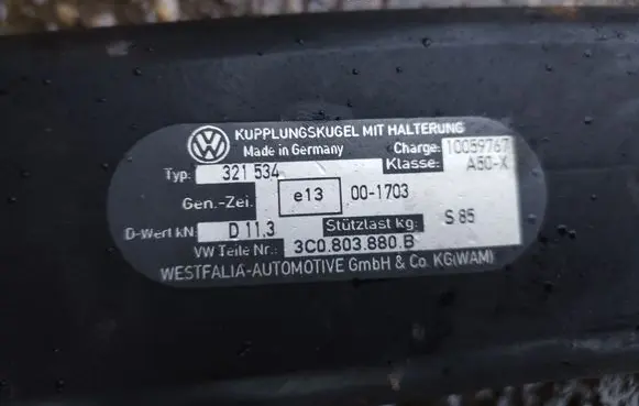 Volkswagen PASSAT B6 Tow bar 3C0803881