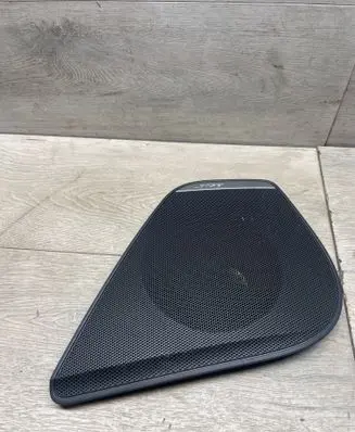 Audi A6 C7 Rear door speaker cover trim 4G0035435