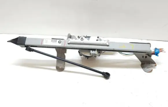 Chrysler Pacifica Rear door window regulator motor 16643034