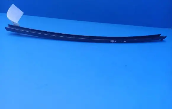 Lexus IS 220D-250-350 Rear door window/glass frame LEXUSIS