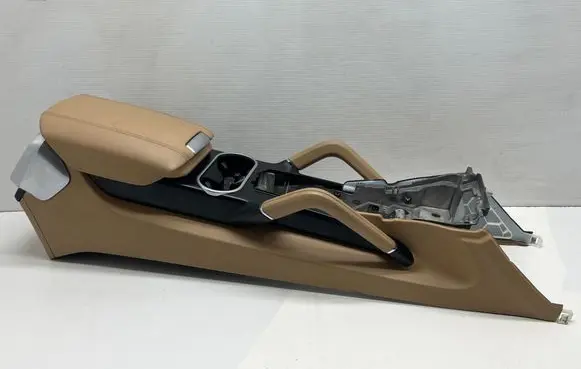 Porsche Cayenne (92A) Center console 3005368100 30053681C