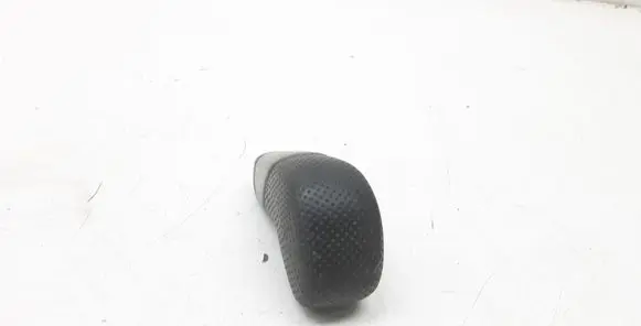 Mitsubishi Pajero Gear lever shifter trim leather/knob