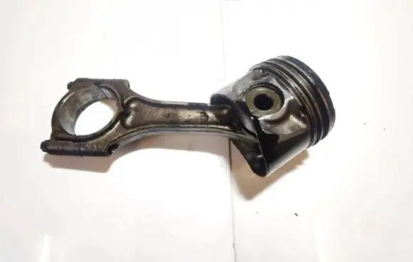 Opel Vectra B Piston with connecting rod