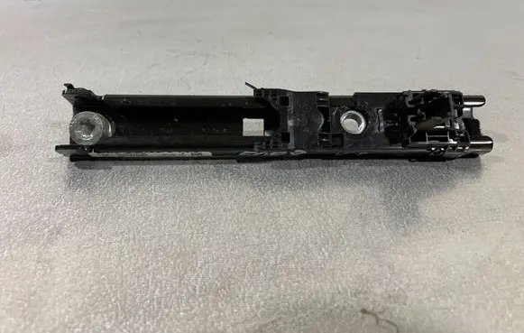 Peugeot 5008 Seat belt adjustment rail 9813550780