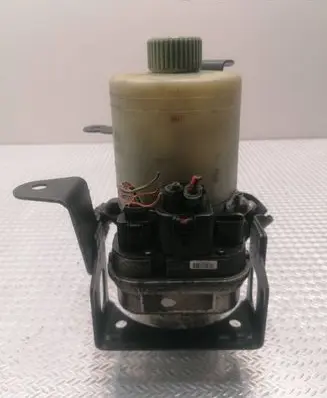Skoda Fabia Mk2 (5J) Power steering pump 6Q0423156AB 6Q1423051BS 2423051AF