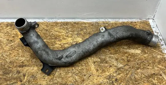Mazda 6 Intercooler hose/pipe GAM6B1x