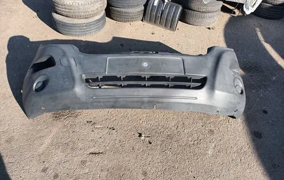 Renault Master III Front bumper