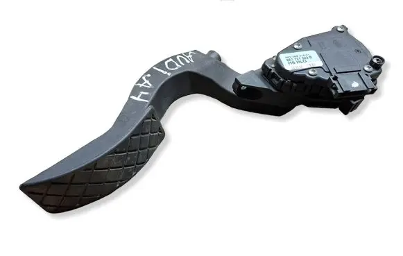 Audi A4 S4 B6 8E 8H Accelerator throttle pedal 8E1721523B