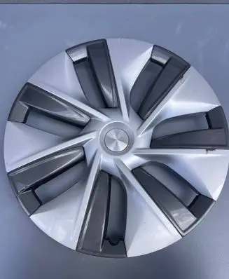 Tesla Model Y R19 wheel hub/cap/trim 104423500C