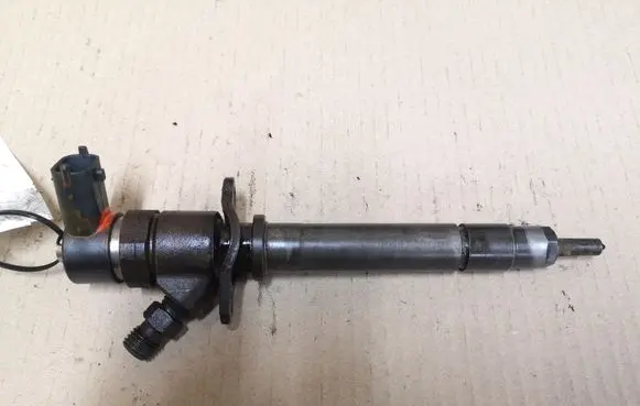 Volvo V70 Fuel injector 0445110078