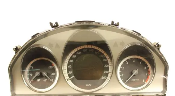 Mercedes-Benz C W204 Speedometer (instrument cluster) A2045409048