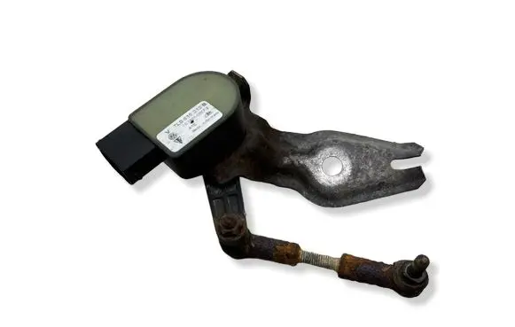 Volkswagen Touareg I Headlight/headlamp level sensor 7L0616213B