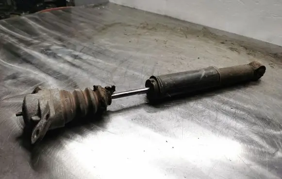 Volkswagen Touran I Rear shock absorber/damper
