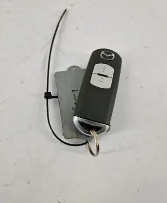 Mazda 2 Ignition key/card 2011DJ5486