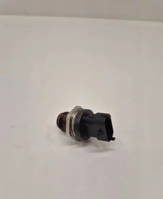 Fuel pressure sensor