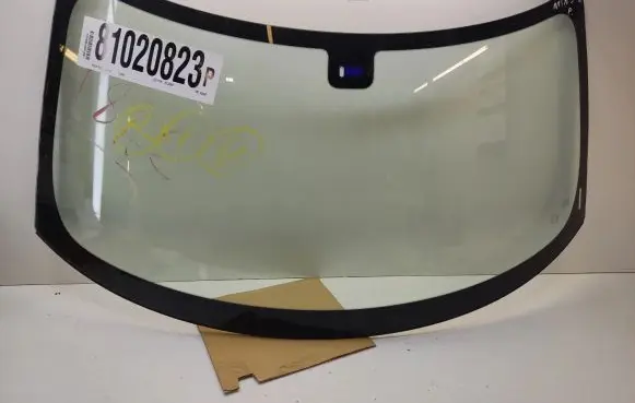 Mini Cooper Countryman R60 Front windscreen/windshield window 43R001586