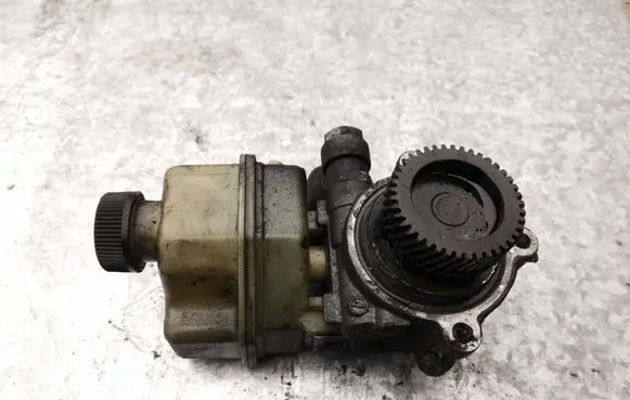 Mazda 6 Power steering pump 