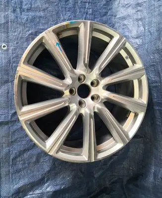 Volvo XC90 R20 alloy rim 