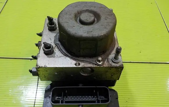 Peugeot Bipper ABS Pump 51962893 11AB23